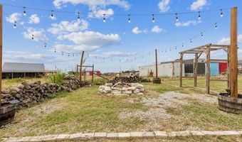 2028 County Road 1370, Alvord, TX 76225