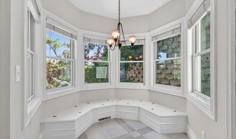 255 Scenic Dr, Ashland, OR 97520