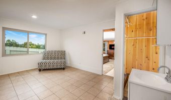 8535 Hillcrest Ave, La Mesa, CA 91941