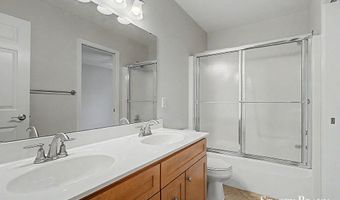 5420 Clemwood Ct SE, Ada, MI 49301