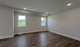 122 Winterbrook Dr, Amherst, NY 14228