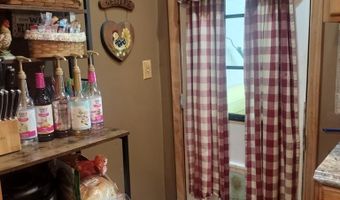 105 MORGAN St, Athens, WV 24712