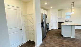 6079 Willutuck Dr, Boiling Springs, SC 29316