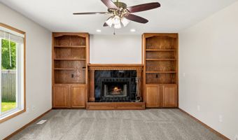 2805 NW Park Ln, Ankeny, IA 50023