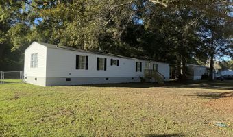 525 Pauline Dr, Bonneau, SC 29431