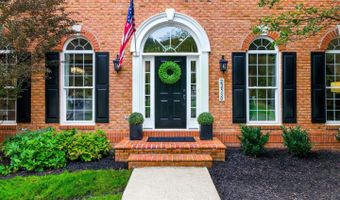 22530 FOREST RUN Dr, Ashburn, VA 20148