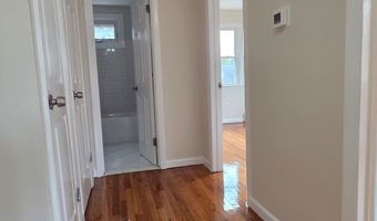 104 Yacht St, Bridgeport, CT 06605