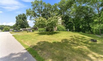 181 Brookside Dr, North Kingstown, RI 02852
