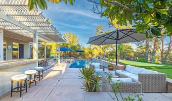 2124 Pamplona Ct, Escondido, CA 92025