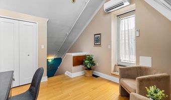 42 8th St 5525, Boston, MA 02129