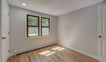 70 Doubleday Rd, Columbia, CT 06237