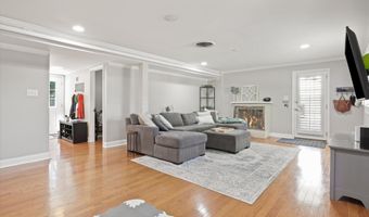 4534 LA SALLE Ave, Alexandria, VA 22304
