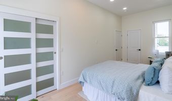 622 MCCLELLAN St, Philadelphia, PA 19148
