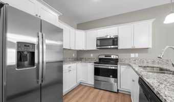 5281 N Toben Ct, Bel Aire, KS 67226