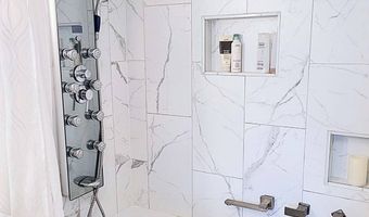 111 Kahului D406, Kahului, HI 96732