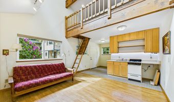 402 Tanglewood Rd, Arcata, CA 95521