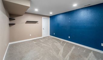 611 Court St, Adel, IA 50003