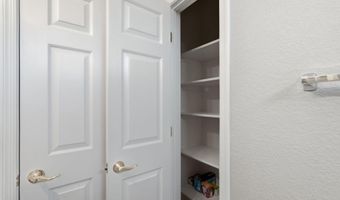 3220 E GLENEAGLE Dr, Chandler, AZ 85249