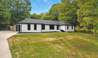 1113 Springfield Dr, Athens, TN 37303