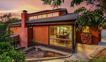 2260 E Mission Rd, Fallbrook, CA 92028