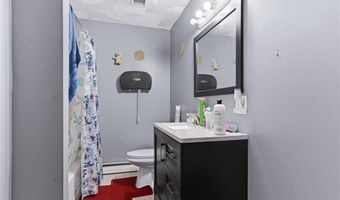 2 King St, Central Falls, RI 02863
