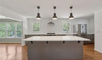 345 Meadow Dr, Alpharetta, GA 30009