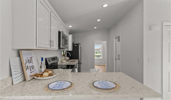64 Burnside Ave, Narragansett, RI 02882