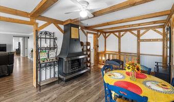 9513 Sequoia Ct, Affton, MO 63123