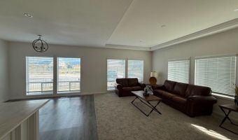 20843 Waalew Rd, Apple Valley, CA 92307