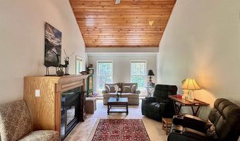 475 Sunrise Ln, Arlington, VT 05250