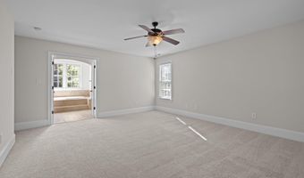 3005 Canopy Woods Dr, Apex, NC 27539