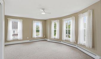 27 Haverhill Rd B, Amesbury, MA 01913