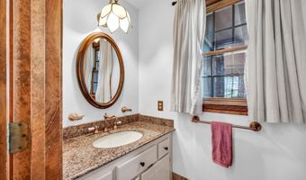 773 Devonwood Dr, Cheshire, CT 06410
