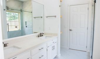 705 Drake St, Bentonville, AR 72712