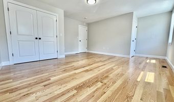 27 Pond Lane Ext, Billerica, MA 01821