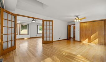 362 Wakelee Ave, Ansonia, CT 06401