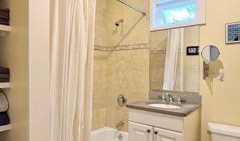 196 Ellsworth St, Bridgeport, CT 06605