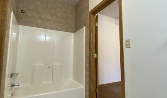 17529 St Highway U, Ava, MO 65608