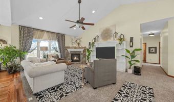 3352 Southridge Dr, Amana, IA 52203