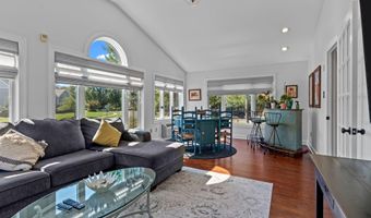 1092 S KIMBLES Rd, Yardley, PA 19067