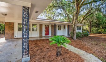 1711 Narcissus Ln, Beaufort, SC 29902