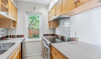 71 S Williams St unit 8, Burlington, VT 05401