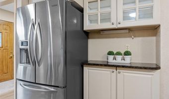 1108 E 3rd St, Anamosa, IA 52205