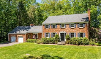 60 Old Wood Rd, Avon, CT 06001