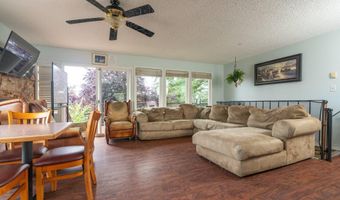 1214 Ransom Ave, Brookings, OR 97415