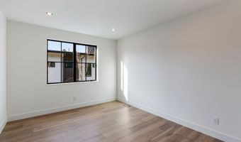 3118 NW Crossing Dr, Bend, OR 97703