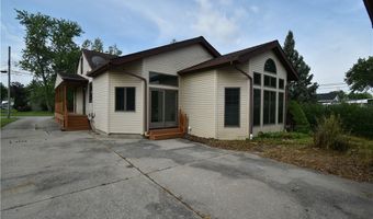 209 Sipple Ave, Amherst, OH 44001