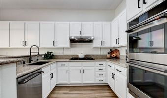 11251 La Madre Ridge Dr, Las Vegas, NV 89135