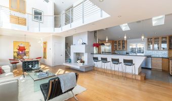 1350 Crestmont Dr, Angwin, CA 94508