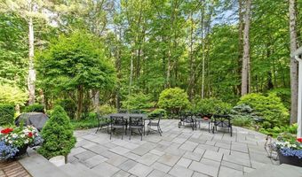 277 Main St, Bolton, MA 01740